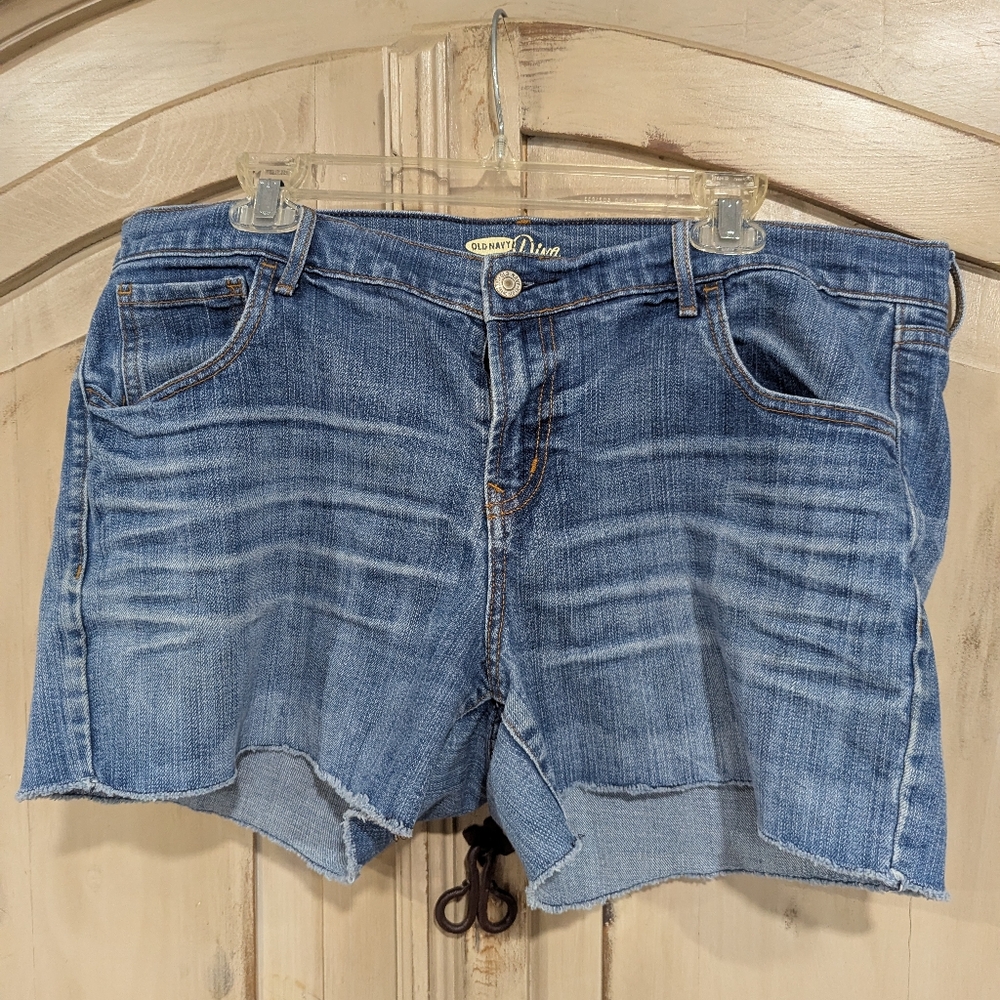 Women's Old Navy Size 16 Plus Denim Shorts Raw Edge